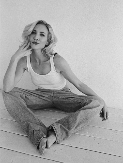 Brittany Snow Shares Instagram Photo Update, November 2025 4