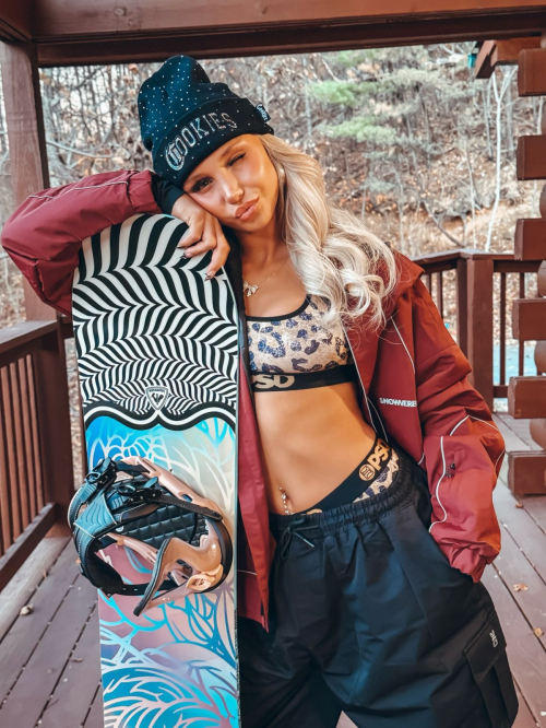 Brooklyn Riley instagram photos and video, November 2025 18