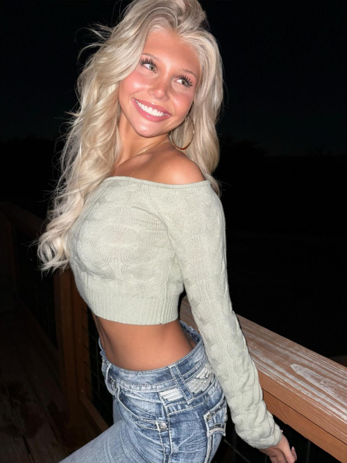 Brooklyn Riley Instagram photos, November 2025 4