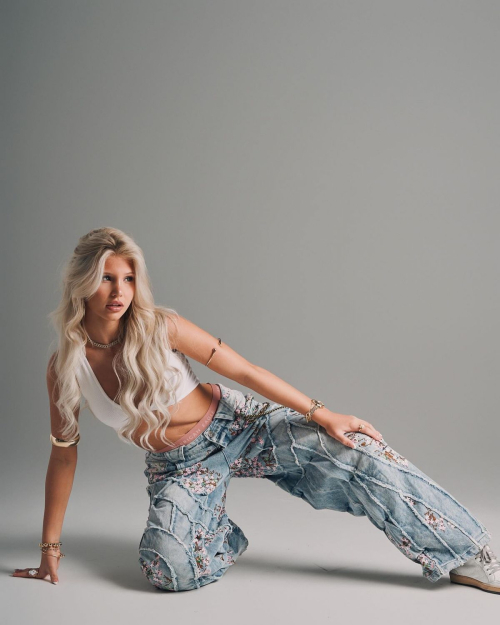 Brooklyn Riley Instagram photos, November 2025 11