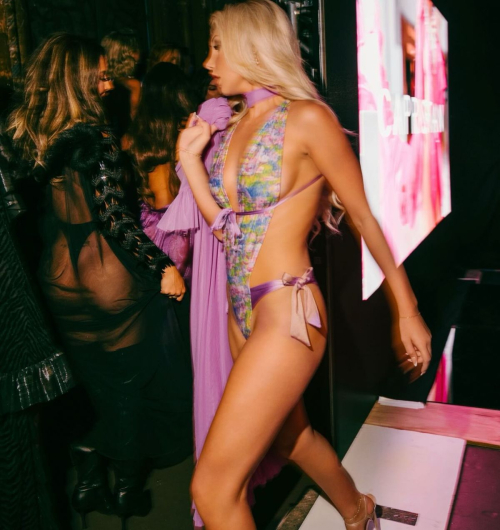 Brooklyn Riley Instagram photos, November 2025 1