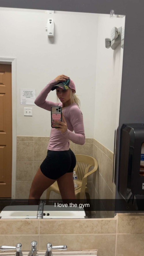 Brooklyn Riley Instagram Photos, November 2025 5