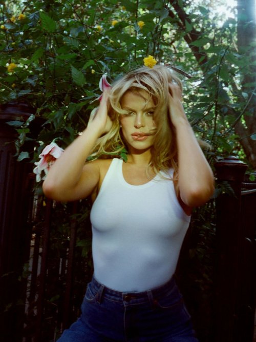 Brooks Nader for Bustle Magazine, November 2025 6