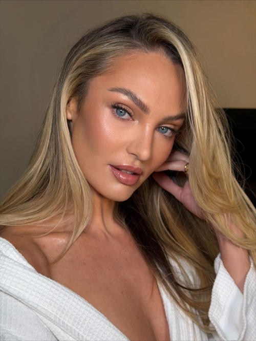 Candice Swanepoel Instagram photos and video, November 2025 11