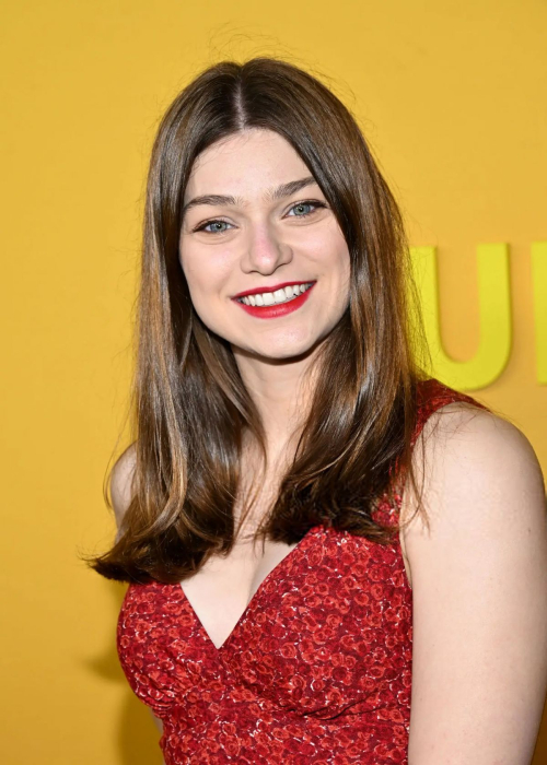 Catharine Daddario at Pluribus Premiere Los Angeles, November 2025 6