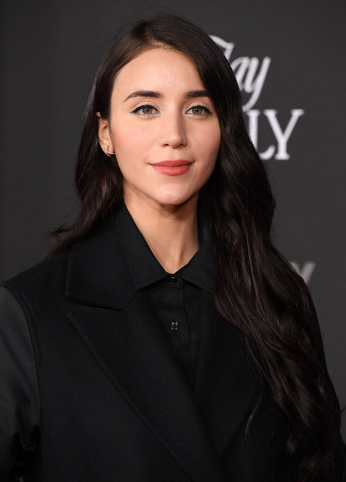 Caylee Cowan Jay Kelly Premiere Los Angeles, November 2025 1