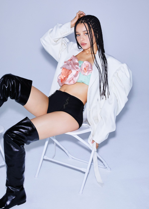 Chase Infiniti Elle USA Women in Hollywood, November 2025 2