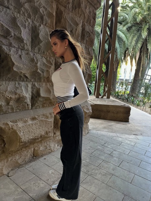 Chelsea Mayer Shares Instagram Photo Highlights, November 2025 1