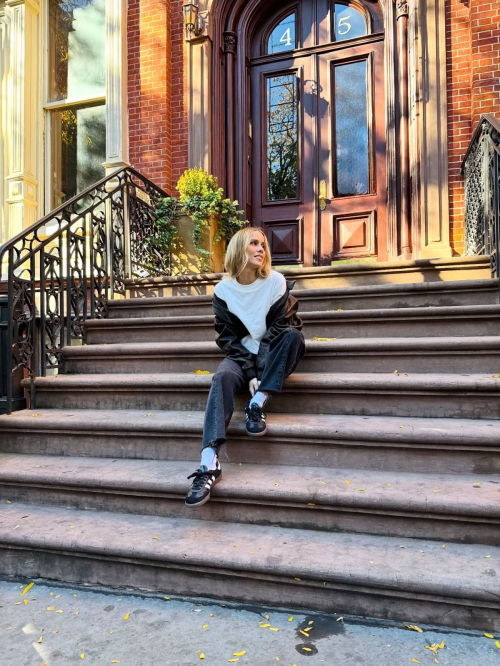 Claire Holt Instagram photos, November 2025 3