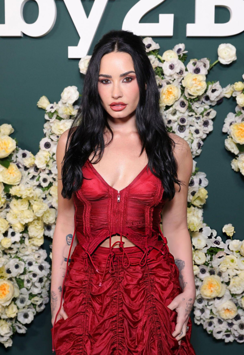 Demi Lovato at Baby2Baby Gala in West Hollywood, November 2025 4
