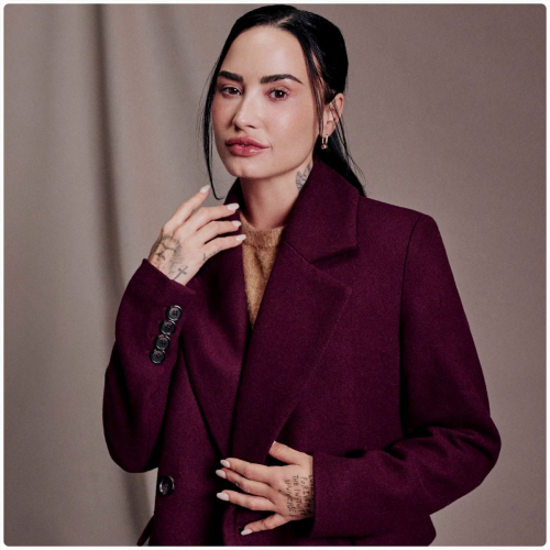 Demi Lovato for Amazon Essentials, 2025 5