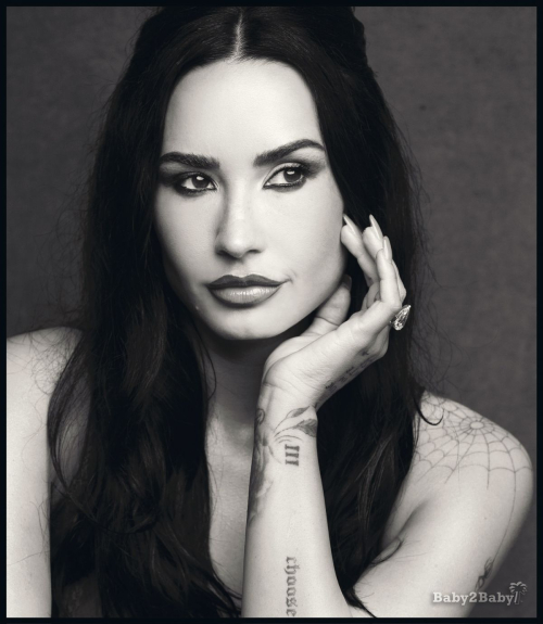 Demi Lovato Instagram Photos, November 2025 1