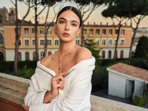 Deva Cassel Elle UK Feature, 2025 5