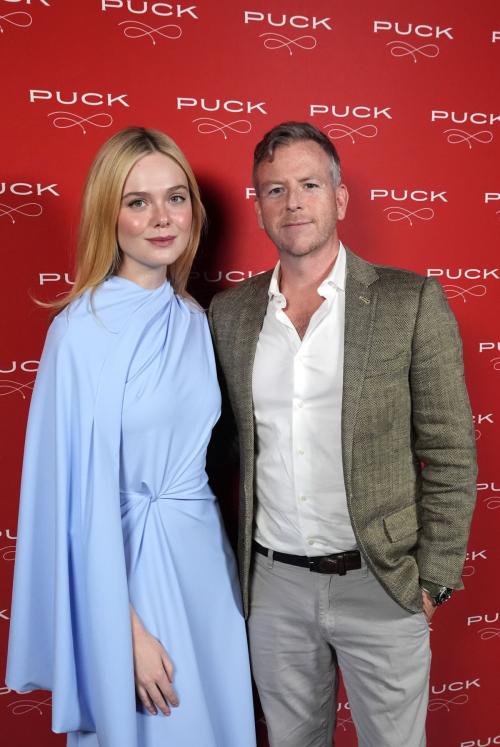 Elle Fanning Puck’s Stories of the Season Awards Event Los Angeles, November 2025 3