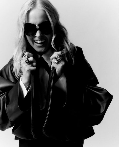 Ellie Bamber for Telegraph Luxury Magazine, Oct 2025 7