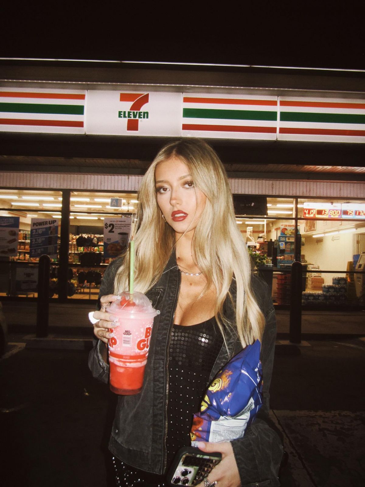 Emily Dobson Instagram Photos, November 2025