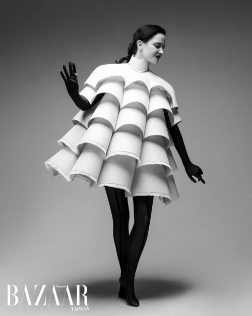 Eva Green Harpers Bazaar Taiwan, November 2025 8
