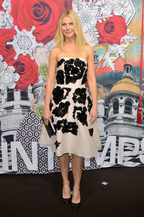 Gwyneth Paltrow Printemps Christmas Decorations Event, 2013 1