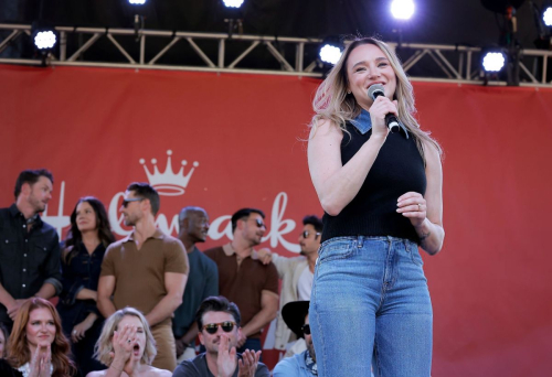 Hunter Haley King Hallmark Countdown To Christmas Kick Off Nashville, October 2025 3