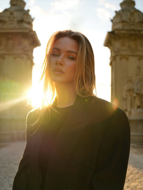 Ilona Arsentieva Instagram Photos, November 2025 10