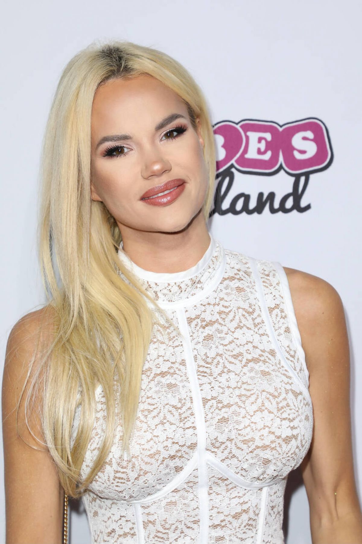 Ine Back at Babes in Toyland Charity Drive, November 2018