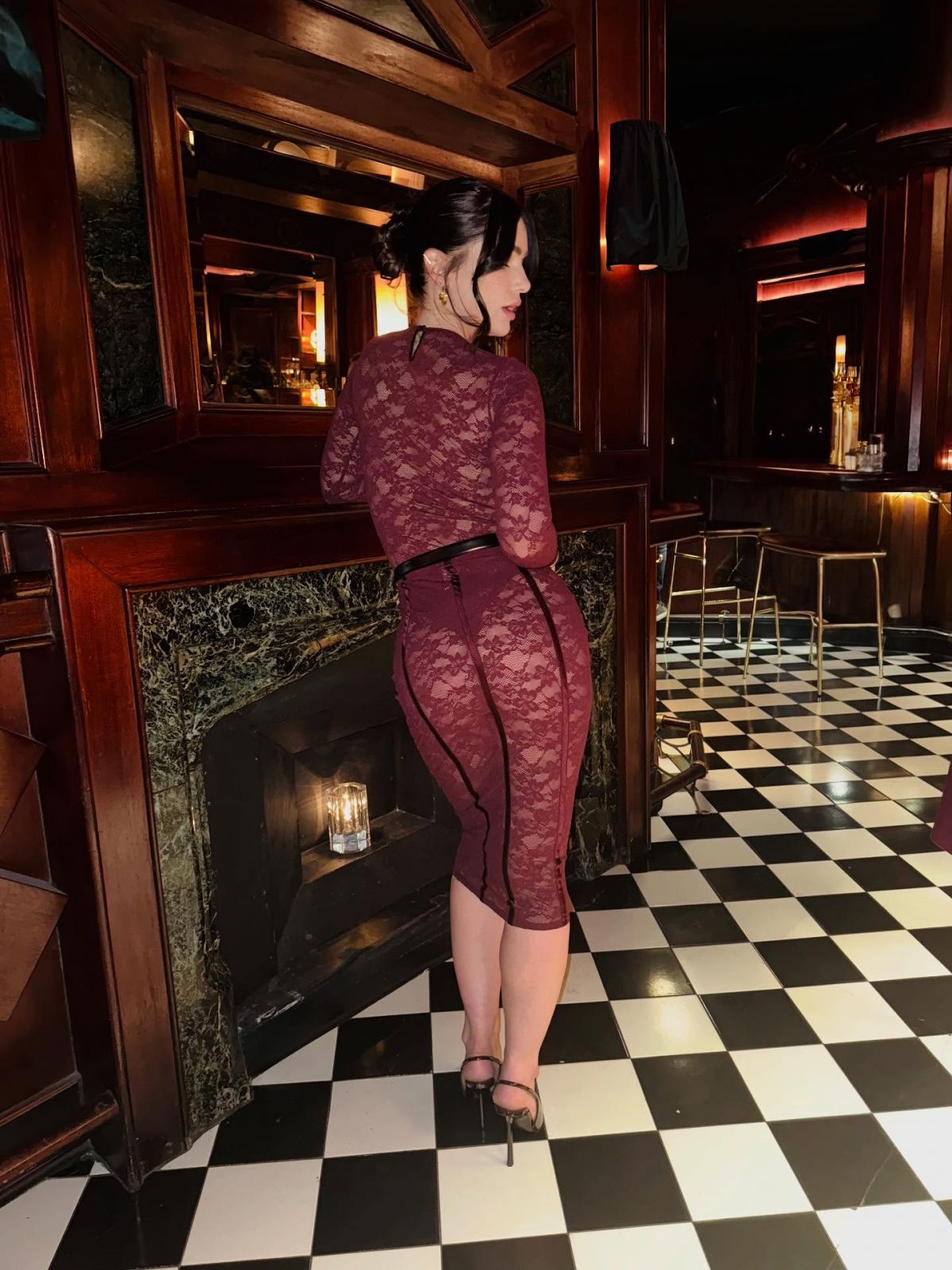 Janet Montgomery Shares Instagram Photo Highlights, November 2025