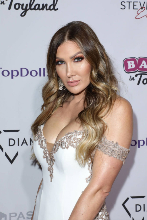 Jean Noble at Babes in Toyland Charity Drive, November 2018 2