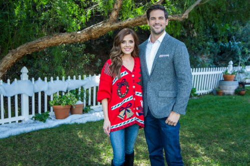 Jen Lilley at Hallmark Home & Family, November 2018 5