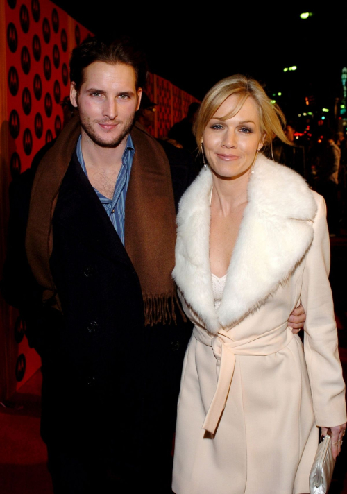 Jennie Garth at Motorola Holiday Party in Los Angeles, 2004 2