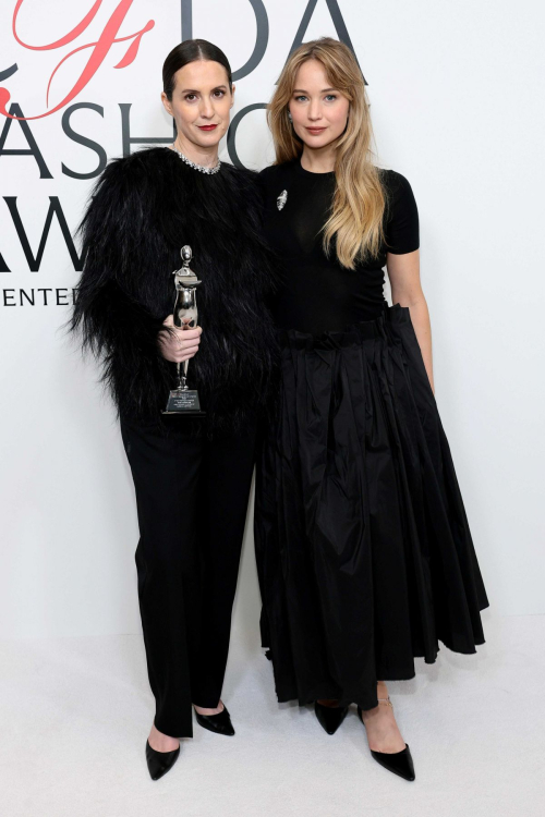 Jennifer Lawrence and Sara Moonves at CFDA Awards, Nov 2025 1