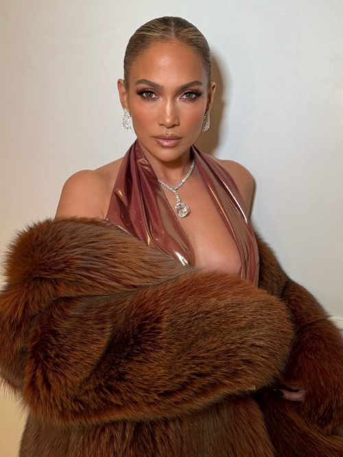 Jennifer Lopez 67th Annual Grammy Awards Photoshoot, February 2025 6