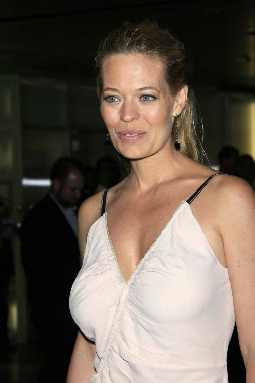 Jeri Ryan at Waist Down Skirts By Miuccia Prada Opening Beverly Hills 2006 3