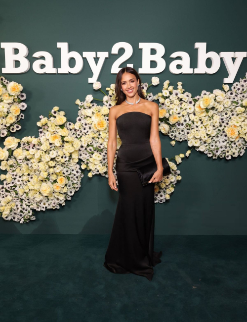 Jessica Alba at Baby2Baby Gala in West Hollywood, November 2025 3