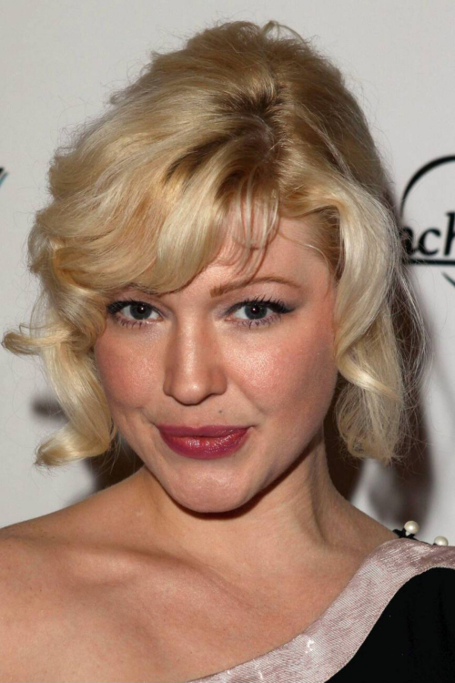 Jessica Kiper at Bench Warmer Toy Drive in Hollywood, Dec 2010 1