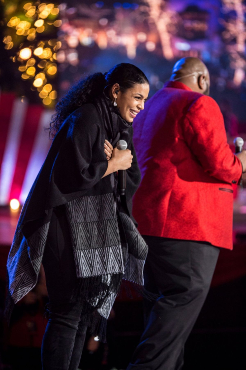 Jordin Sparks California Christmas at The Grove Los Angeles, November 2017 4