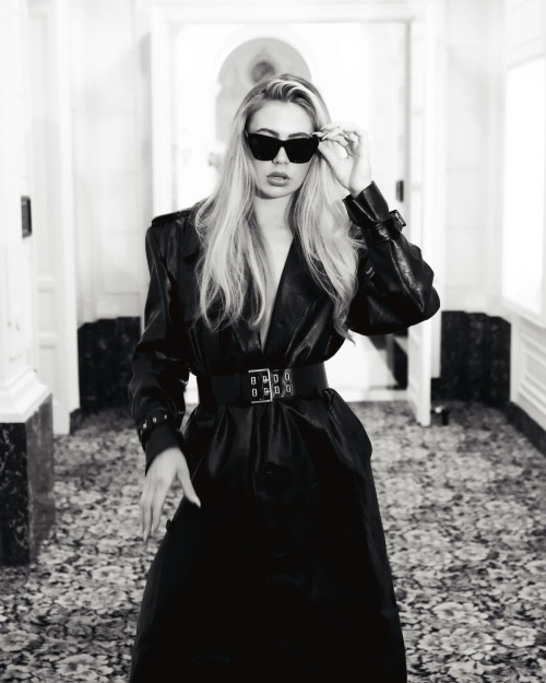 Jutta Leerdam for Numero Netherlands, September 2025 9