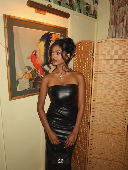 Kaaviya Sambasivam Instagram Photos, November 2025