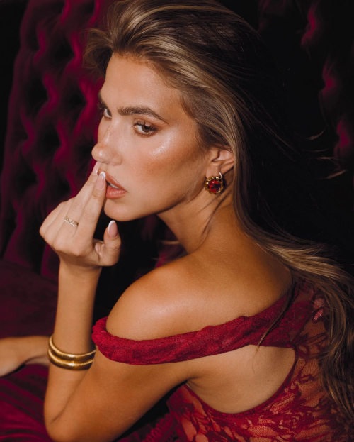 Kara Del Toro Kaje Studio, 2025 6