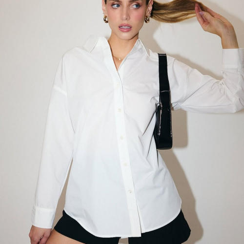 Kari Riley Instagram Photos, November 2025 22