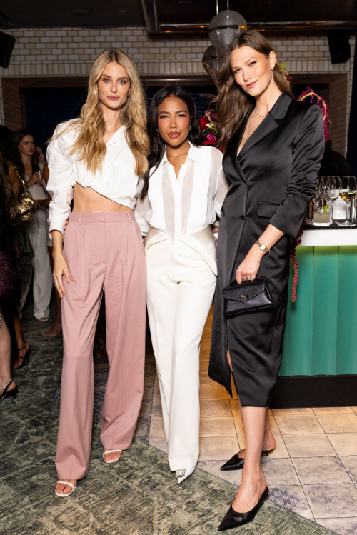 Karlie Kloss at A Seat at The Table Dinner in Miami, November 2025 4