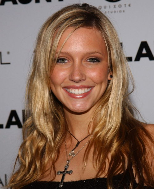 Katie Cassidy at Flaunt Magazine Anniversary Party, Dec 2004 4
