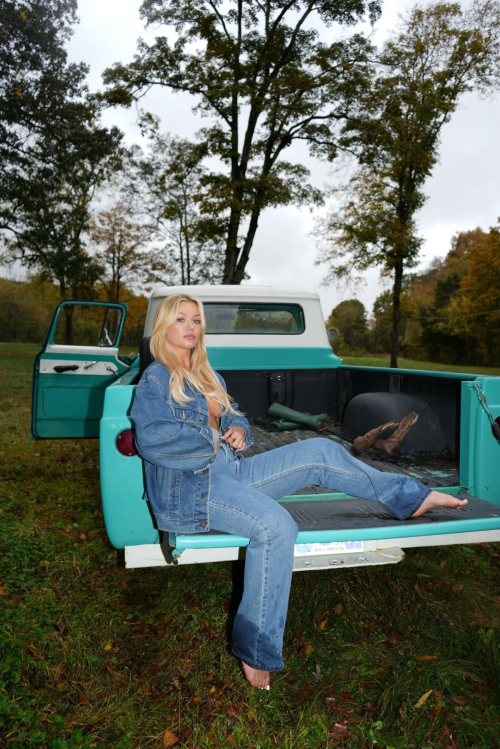 Katie Sigmond Photoshoot, October 2025 26