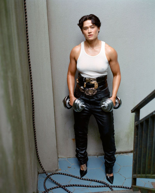 Katy O’Brian Featured in The Cut Magazine, November 2025 8