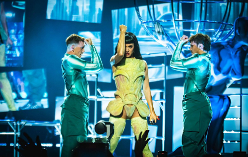 Katy Perry Performs on The Lifetimes Tour Bologna, Nov 2025 8