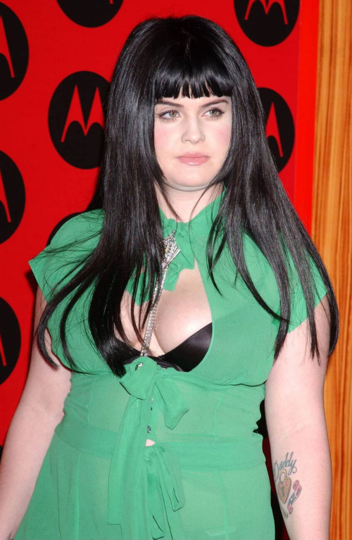 Kelly Osbourne at Motorola Holiday Party in Los Angeles, Dec 2004 3