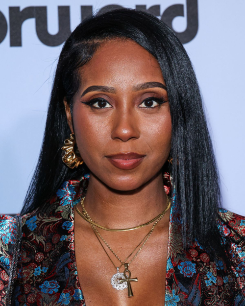 Khat Rabbani at Give Her FlowHERS Gala, November 2025 2