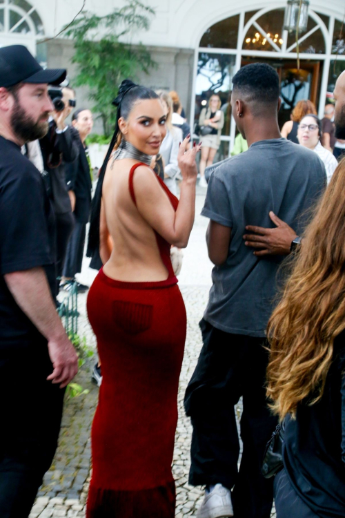 Kim Kardashian Copacabana Palace Rio De Janeiro, November 2025 4