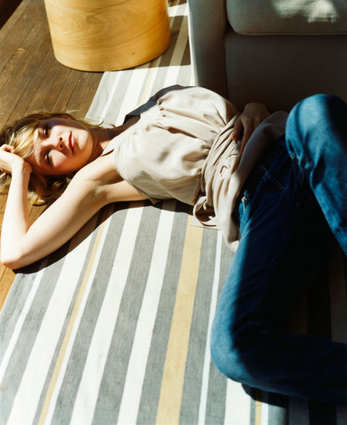 Kirsten Dunst Photoshoot, 2002 7