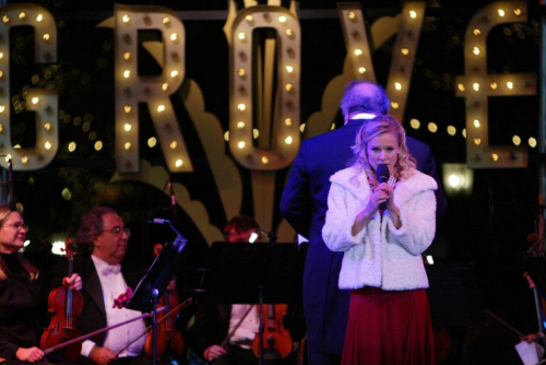 Kristen Bell at LA Tallest Christmas Tree Lighting Grove, November 2004 1