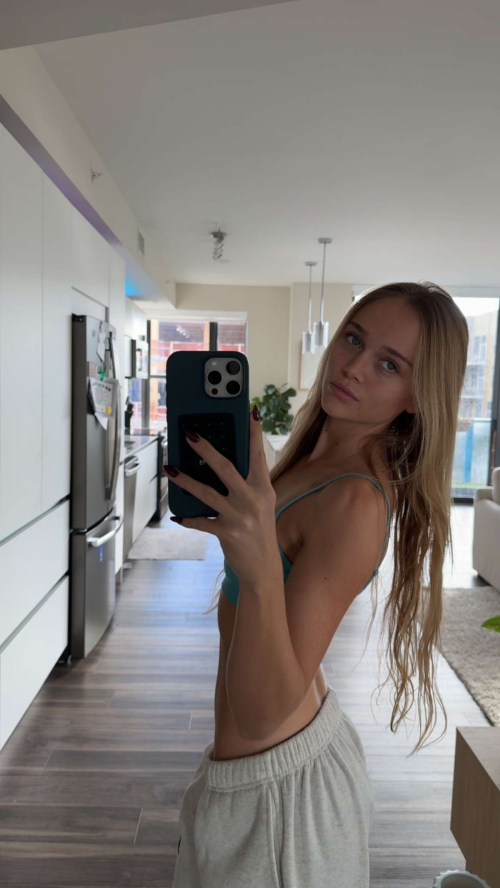 Kyla Dodds Instagram Photos, November 2025 11